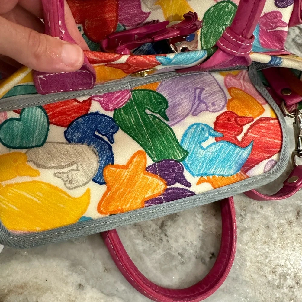 Rare beautiful duck Dooney crossbody pink leather strap